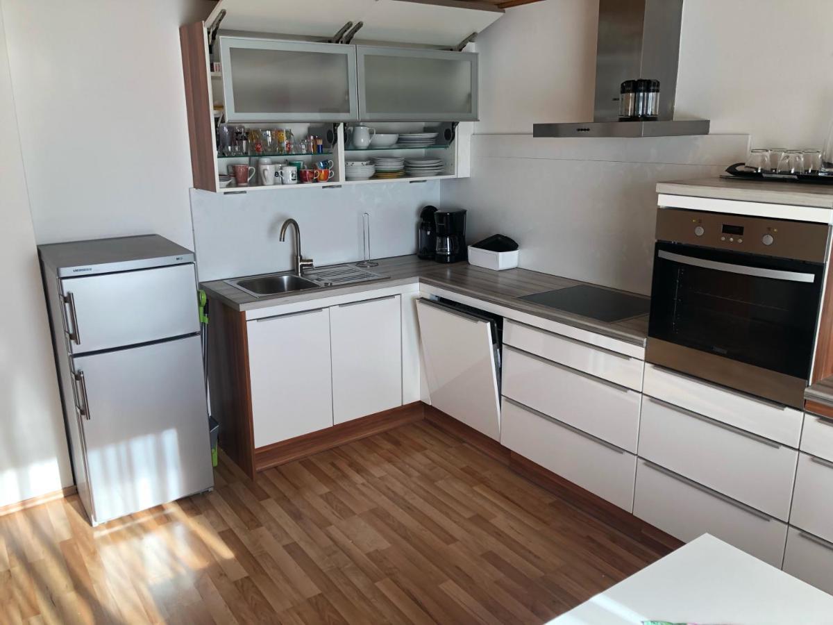 Apartamento Ferienhaus Rafaela Mit Privatstrand Ledenitzen Exterior foto